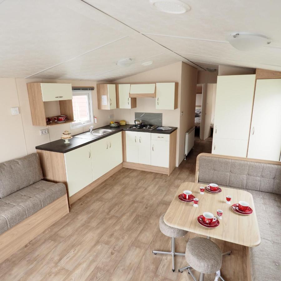 Camping De Binnenvaart Superior Chalet Aan de Wolfsberg Ngoại thất bức ảnh