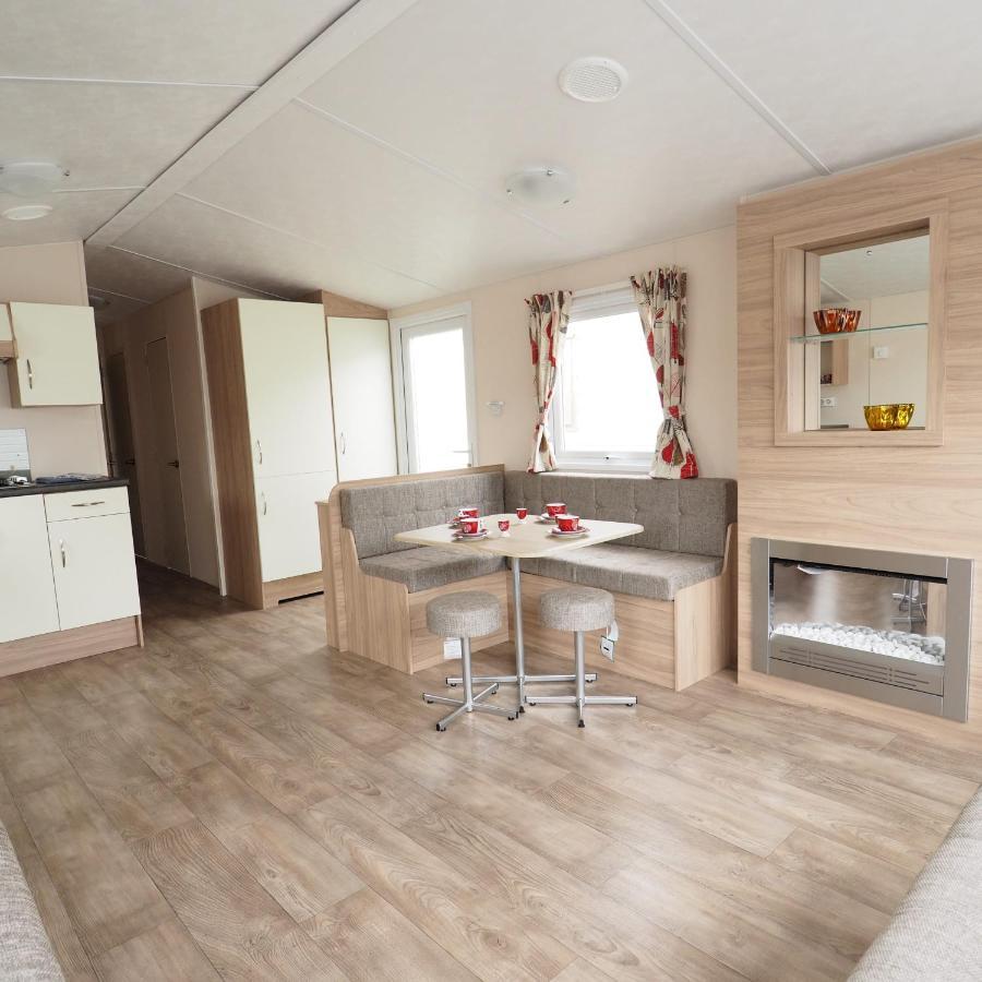 Camping De Binnenvaart Superior Chalet Aan de Wolfsberg Ngoại thất bức ảnh