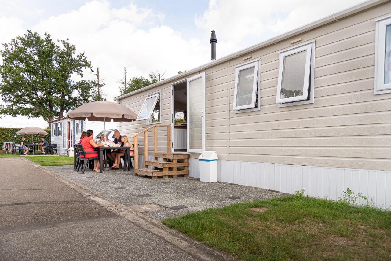 Camping De Binnenvaart Superior Chalet Aan de Wolfsberg Ngoại thất bức ảnh